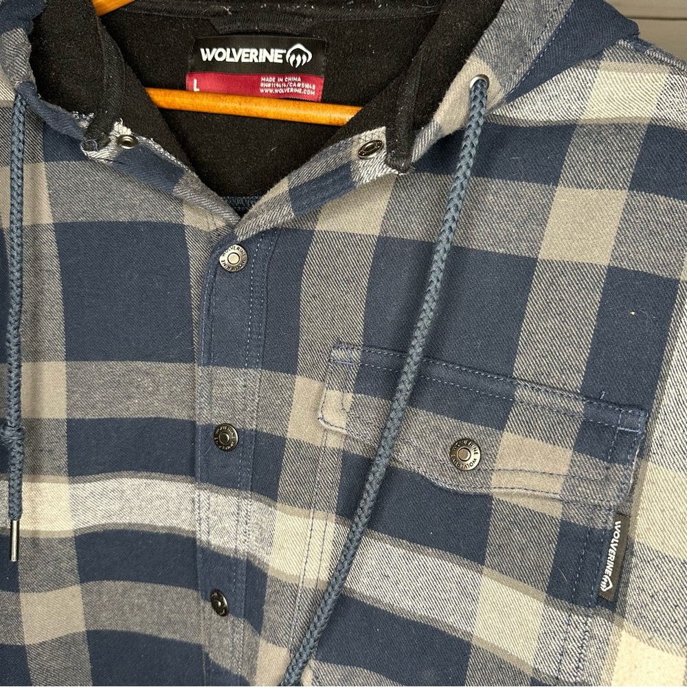 Wolverine Flannel Shacket Jacket Men - image 7